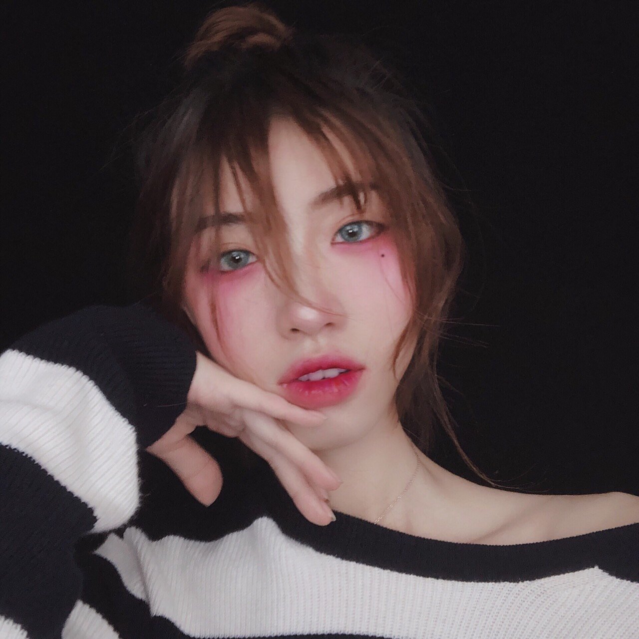 泫雅最新【病娇妆】仿妆韩系宿醉妆也太好看了吧!