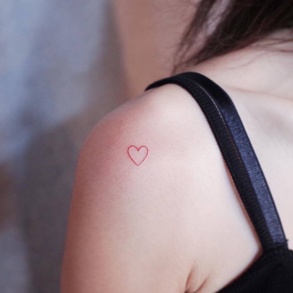 特别喜欢这种小清新的纹身,又有一点个性.