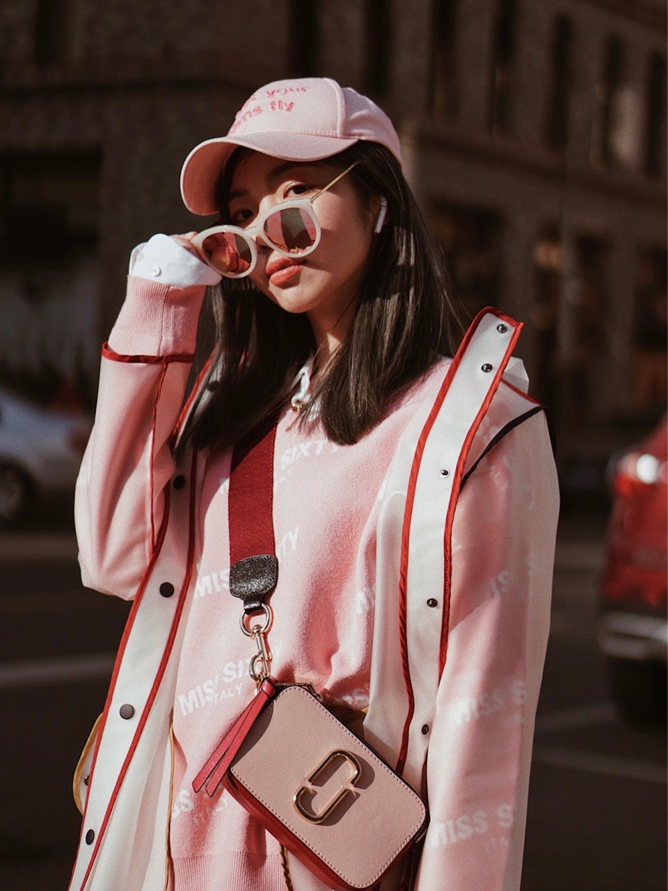 酷女孩穿搭|粉色也能搭出炫酷的感觉