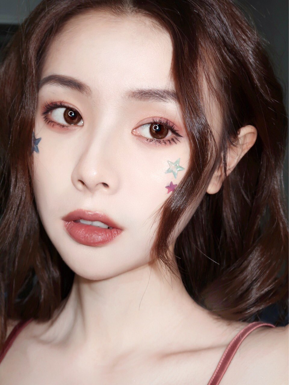 禁欲系太妃糖妆容