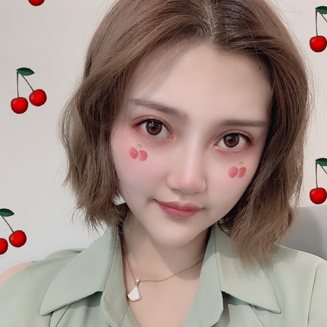 今日份自拍打卡