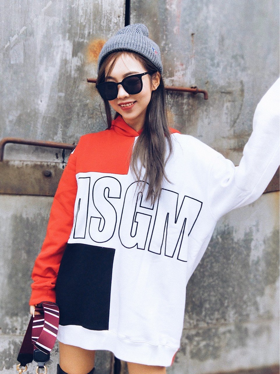 酷炫穿搭|潮流少女必备的卫衣