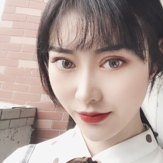 切开双眼皮后为什么不能化妆?1卸除妆效容易