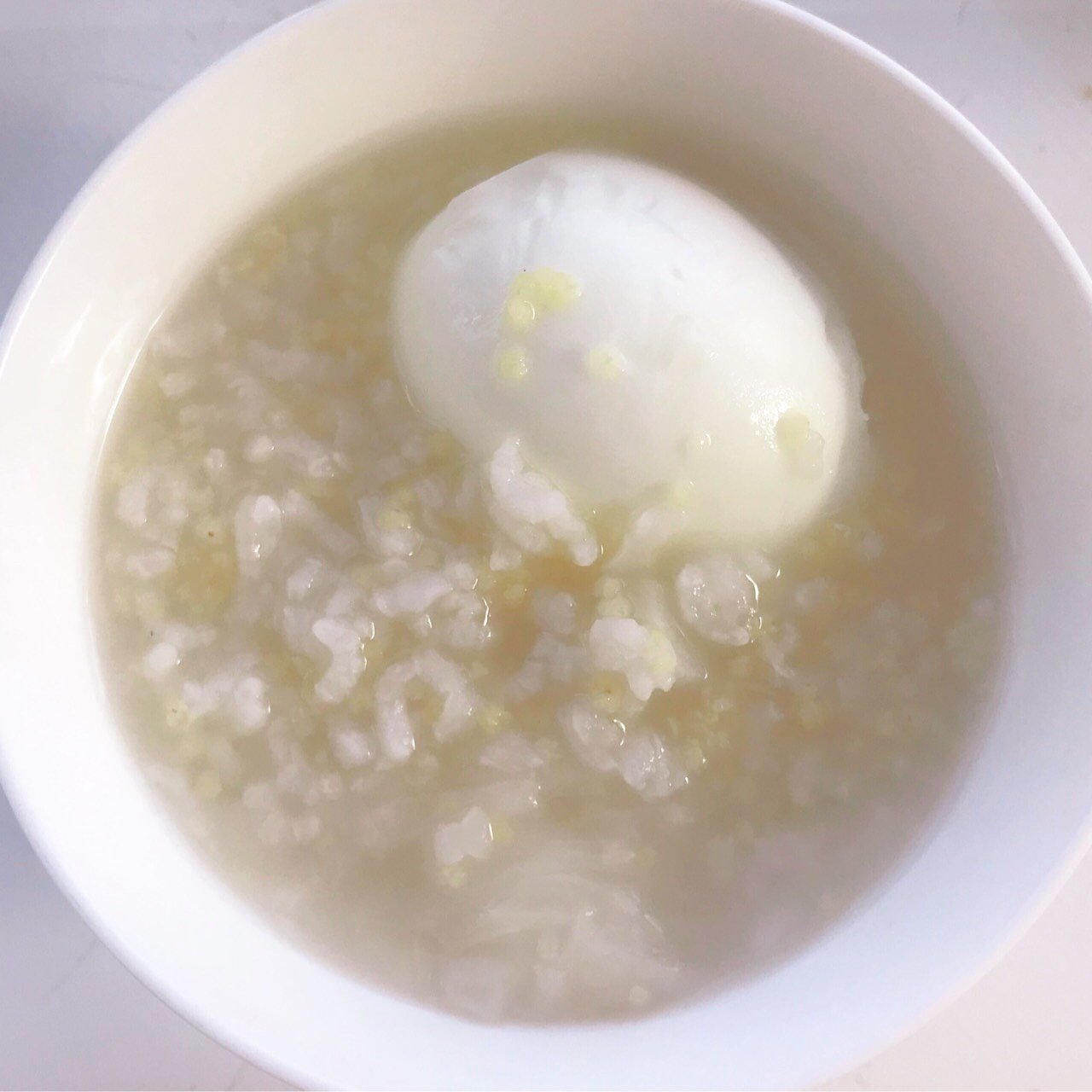 第六天 早餐小米粥 水煮蛋