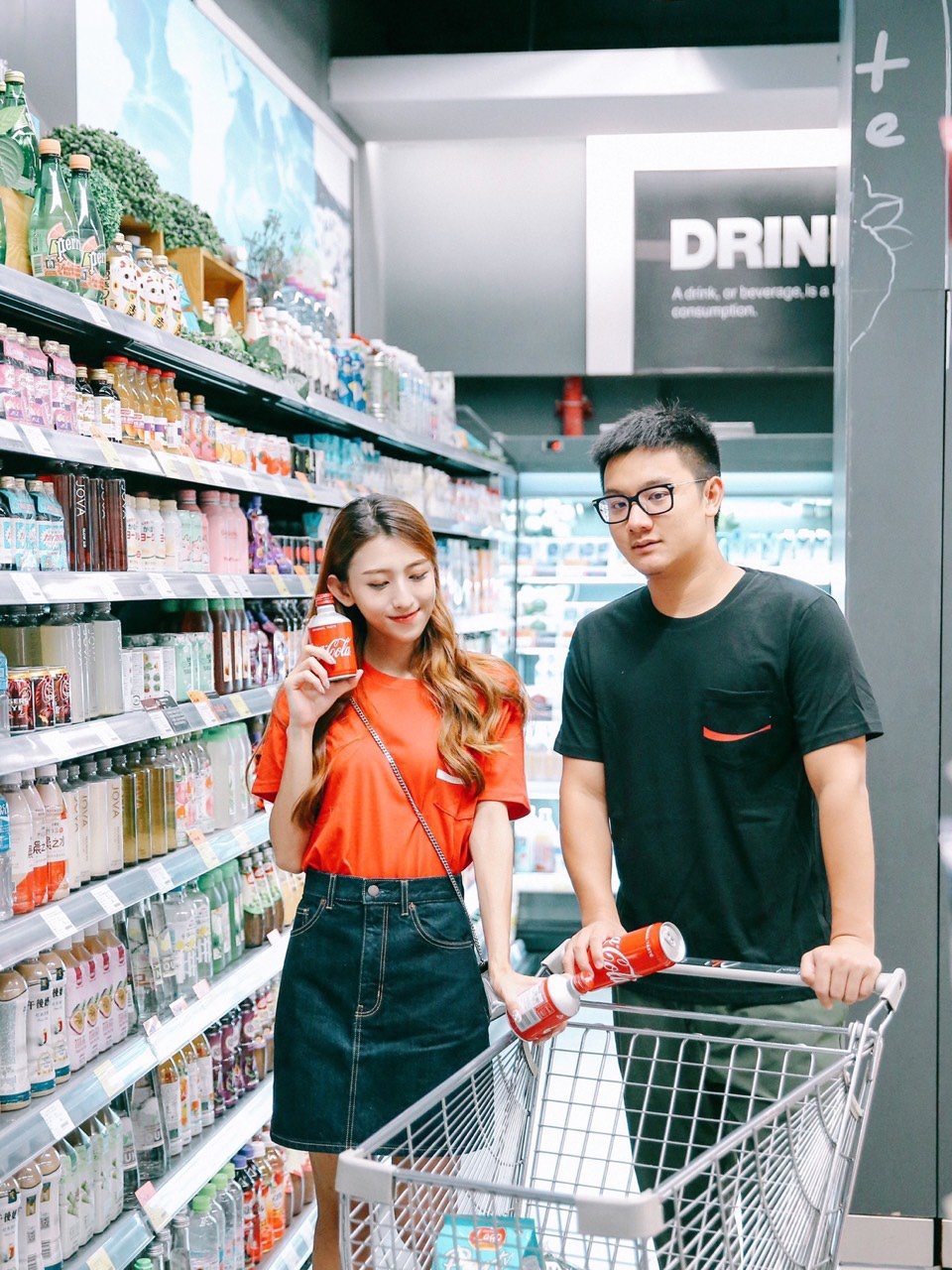 情侣逛超市日常 | 超市也能拍出网红ins风