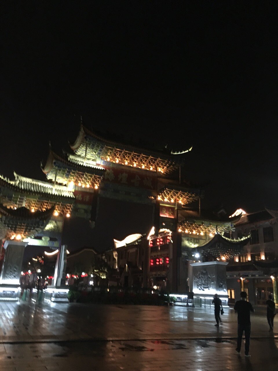 海坛古城夜景仿佛在画中游