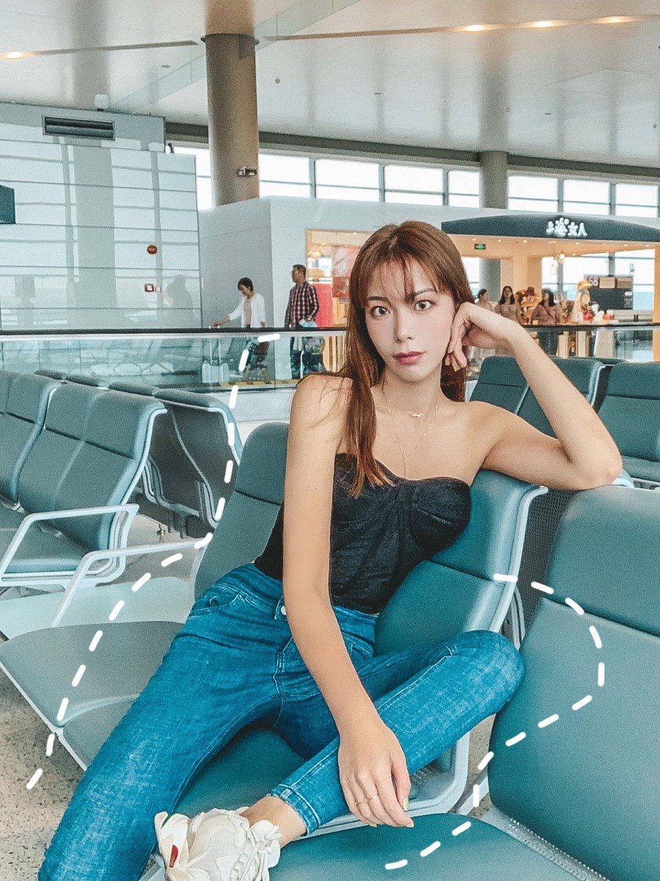 很kendall的一身 机场摆拍姿势指南