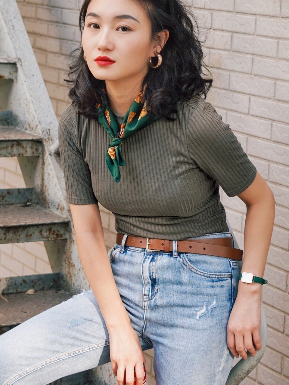 「高美商衣橱」照抄老港剧穿搭就能变港风女神?