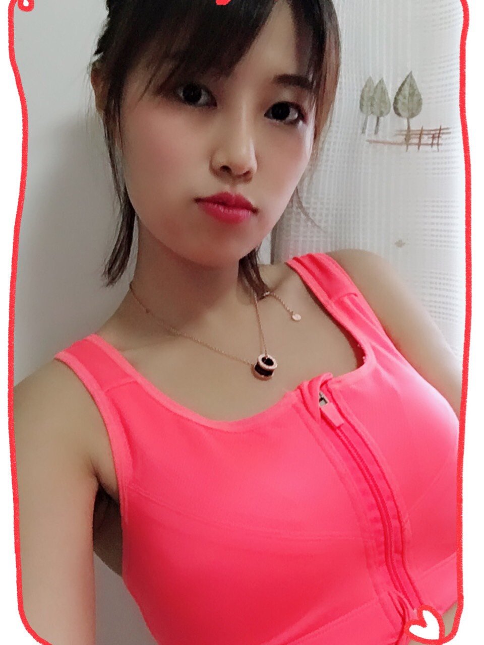 🤗假体丰胸一步到位,前凸后翘女人味十足看我的术前照_圈子-新氧美