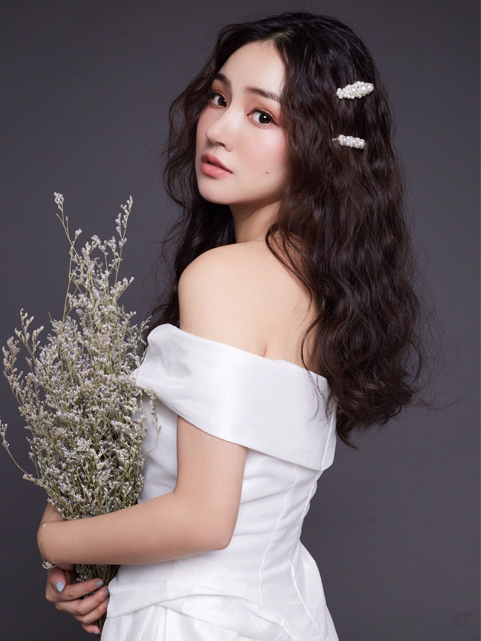 我是模特,平时会接活动,淘宝服装,街拍等等_圈子-新氧美容整形