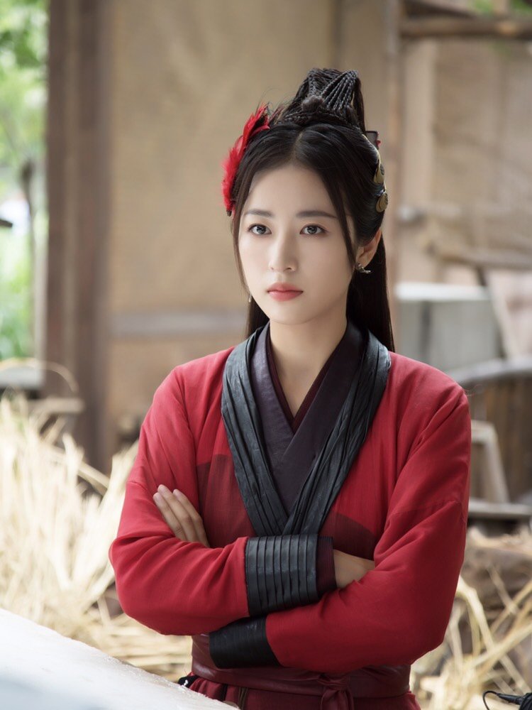 我是从《大宋少年志》认识周雨彤的,她给我的第一印象是高智,冷静