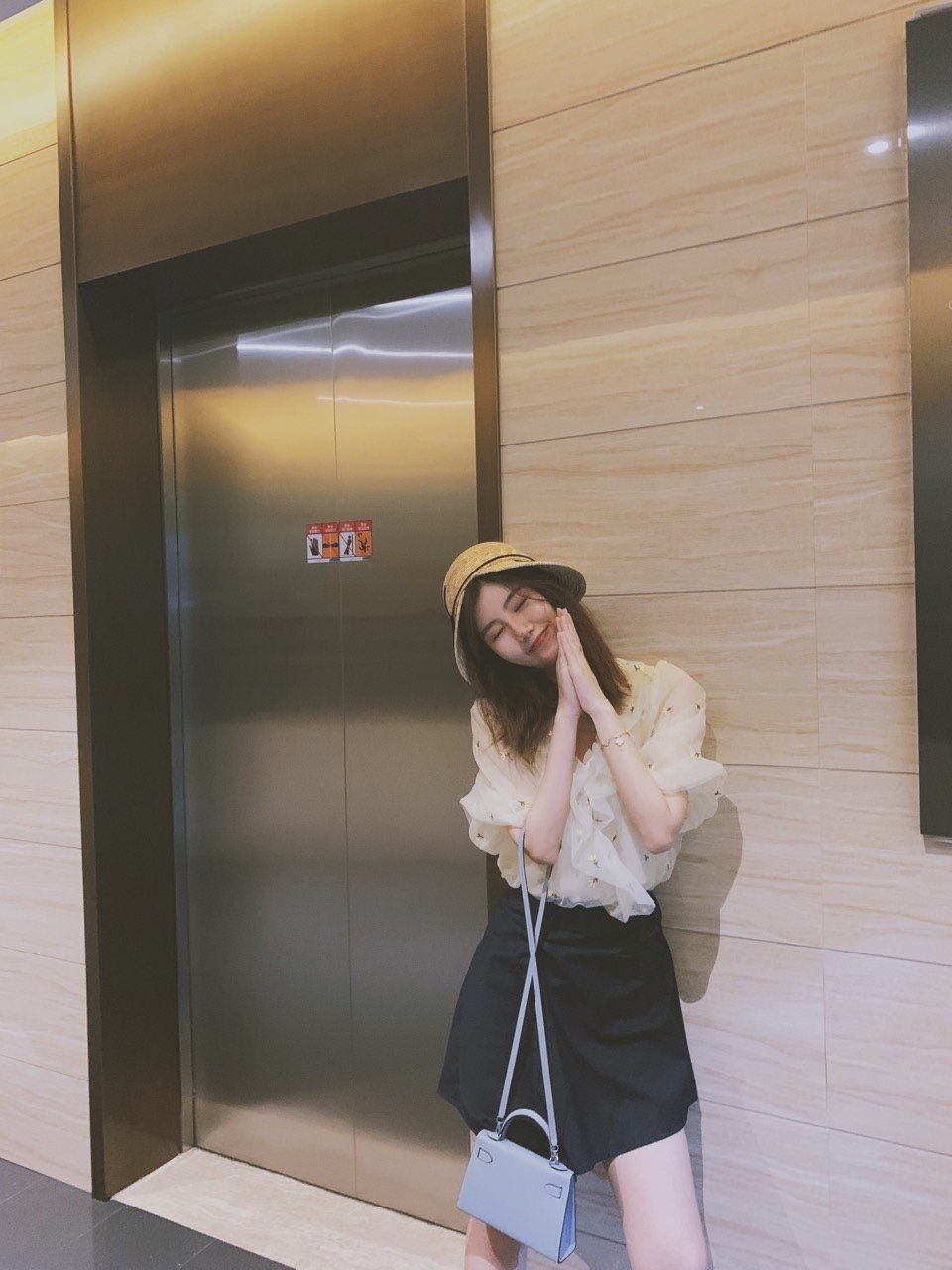 超可爱四连拍拍照教程pose不在单调