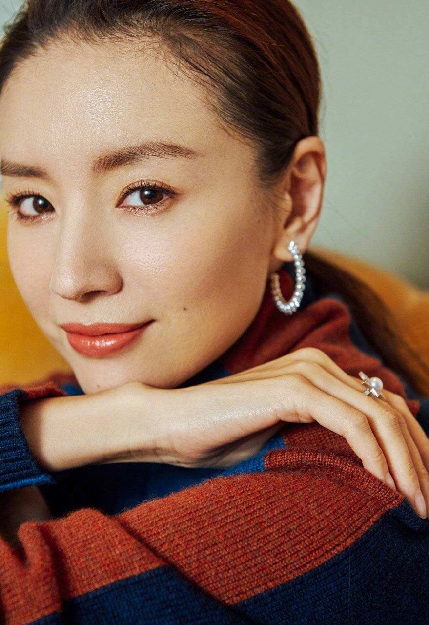 中国姑娘的整鼻模板董洁的鼻子好看在哪