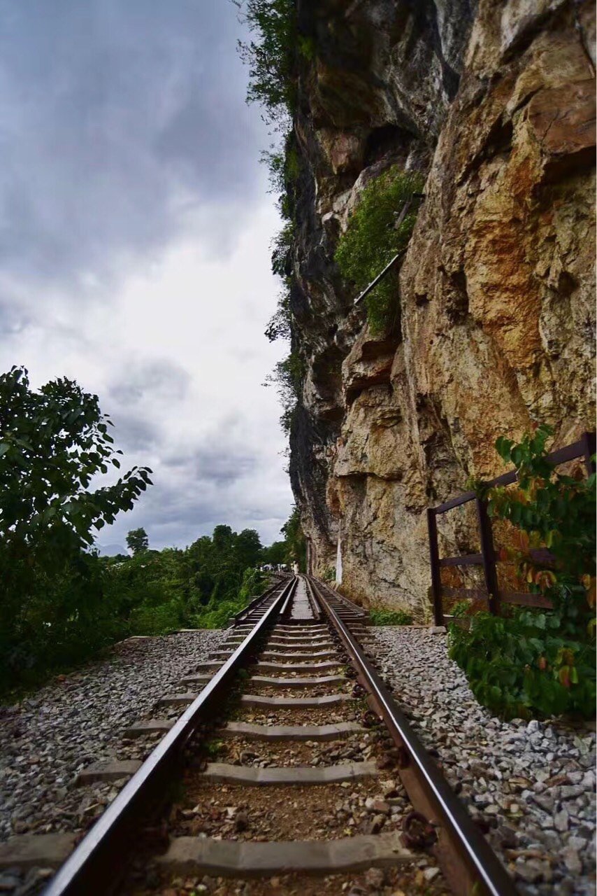 泰缅死亡铁路,一步一骷髅(2)