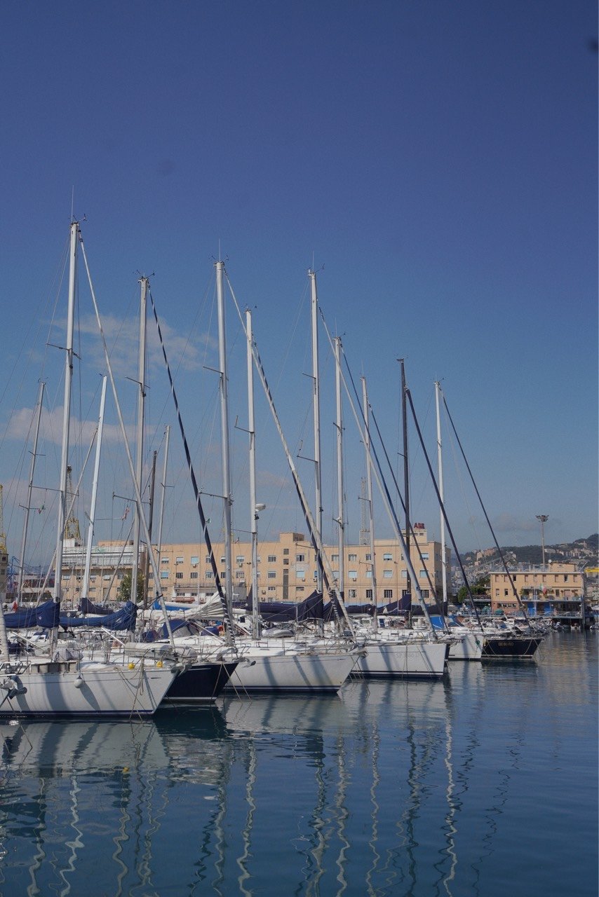 意大利热那亚坐帆船出海小众旅行体验