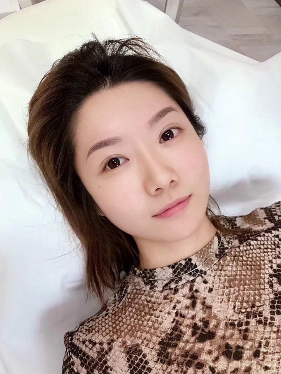 前几天做了一个超自然的纹眉 ~~忍不住想写篇笔记分享一下.