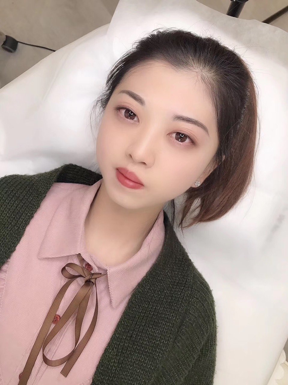 今天是在朋友的带动下一起去做了半永久纹眉9797 这家_圈子-新氧