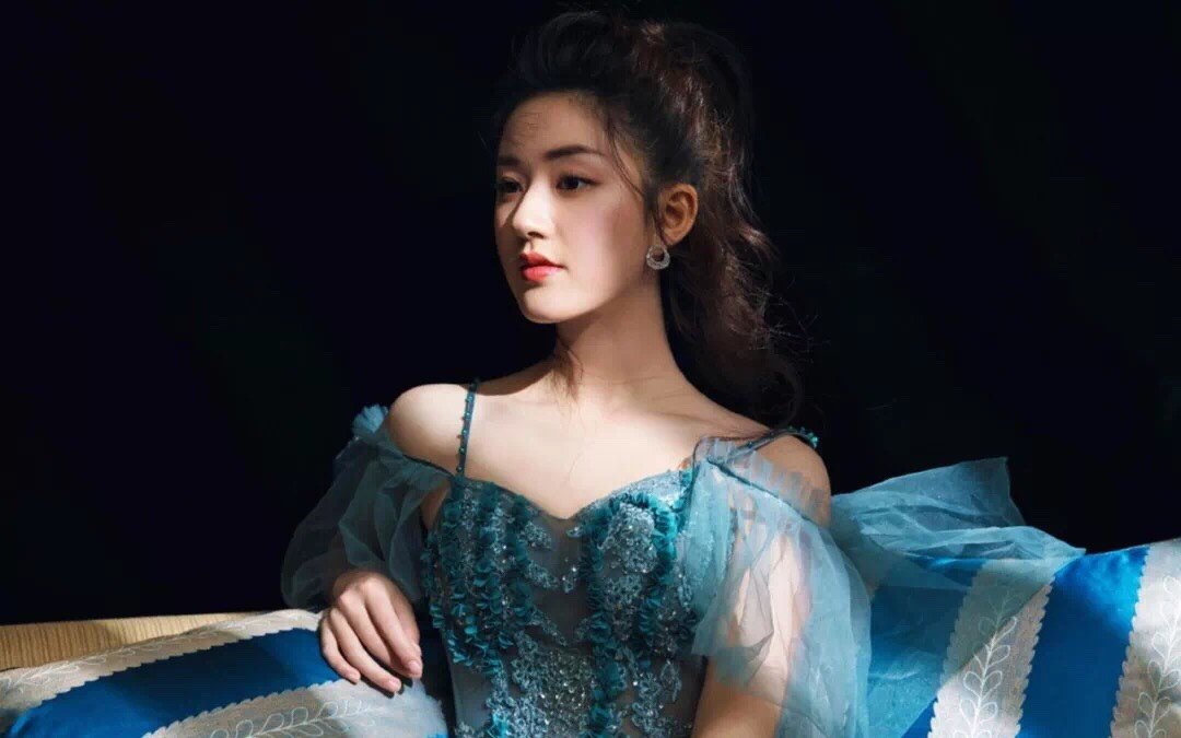 超级可爱的露思