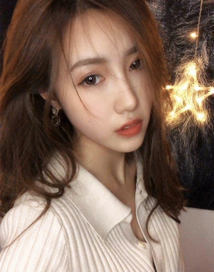 下颌角磨骨两个月,好像