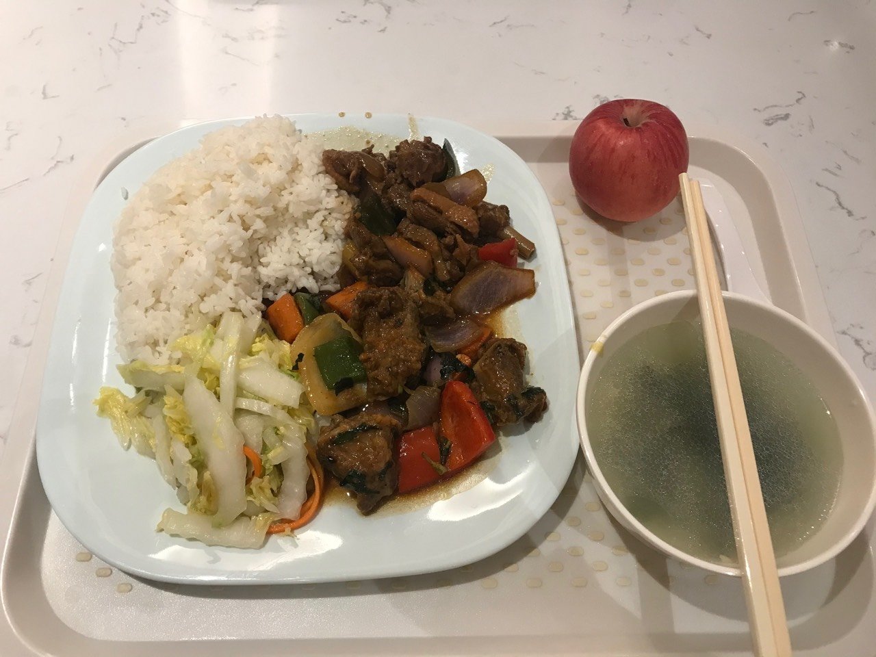 食堂的晚餐,太好吃了,便宜大碗
