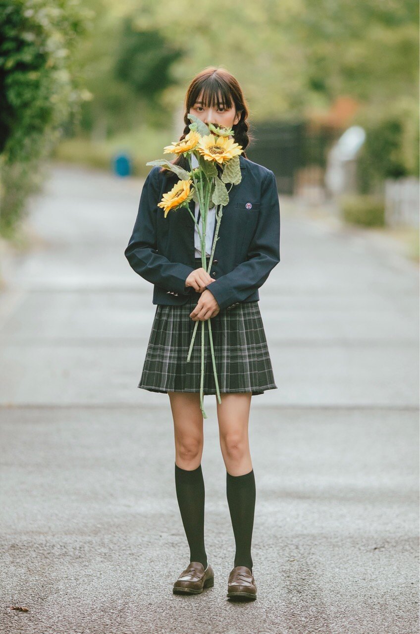 高美商穿搭/冬天里也要做软软的jk制服女孩