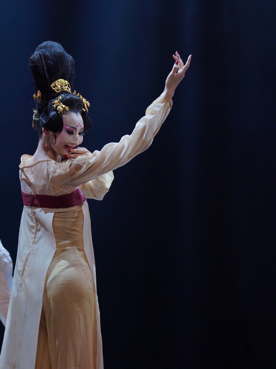 前段时间,舞剧《杜甫》里的舞段《丽人行》凭空出圈,_圈子-新氧美容