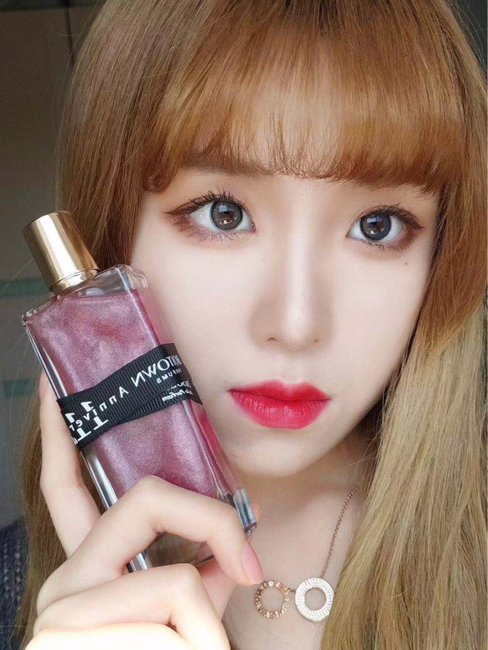 直男喜欢的红唇女神妆真是让人欲罢不能的颜色!