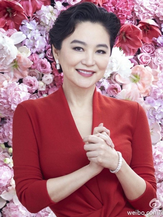 以喻可欣为例,年轻时的她,可是唯_圈子-新氧美容整形