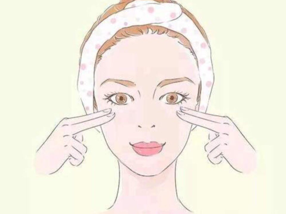 很多求美者也都反映,为什么开眼角之后,开了和没开一样,过段时间就长