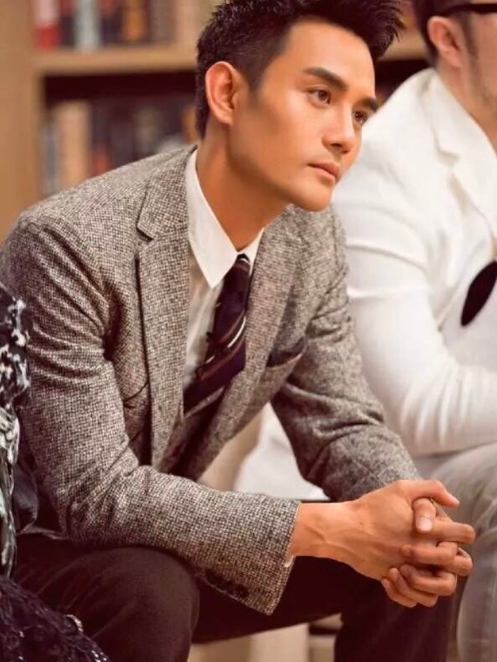 下巴看起来奇奇怪怪,王凯到底整没整?06最近凯凯_圈子-新氧美容整形