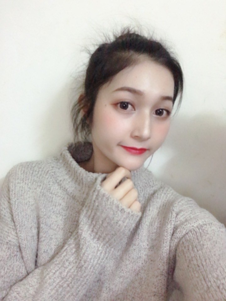 今日新氧女孩 今天也是臭美女孩的自拍,卸妆前必须_圈子-新氧美容