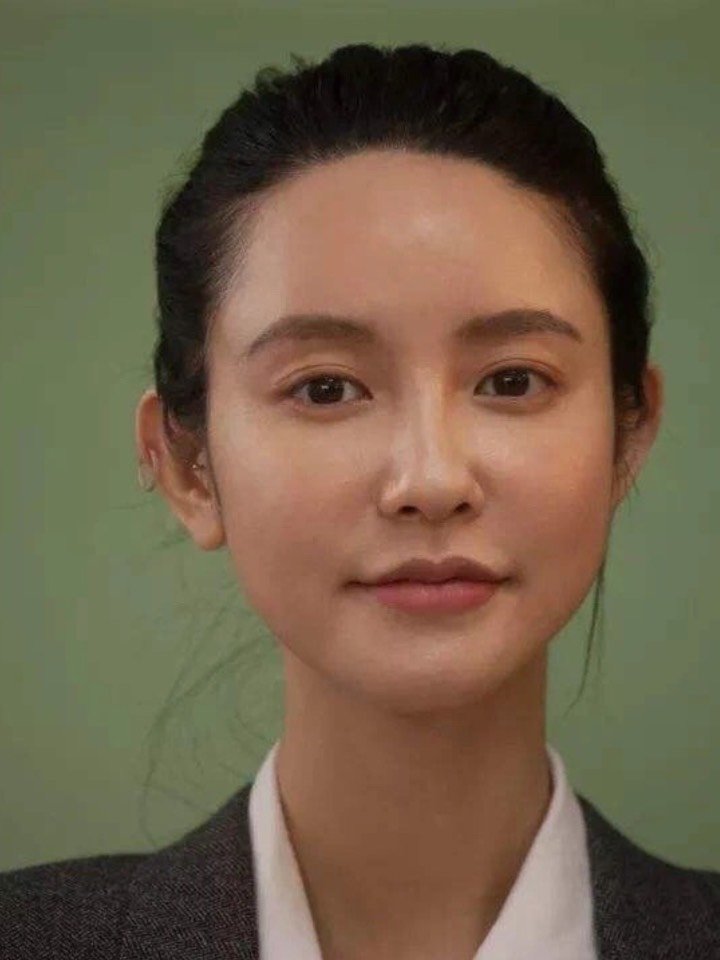 被开撕的张大奕到现在都没有回应(看来十有八九实锤了) 从瑞丽模桃