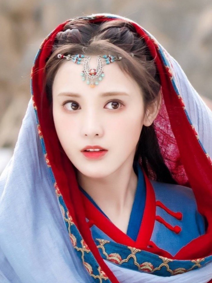 一夜之间 她是如何做到从龅牙妹变成女神7171东宫女主_圈子-新氧