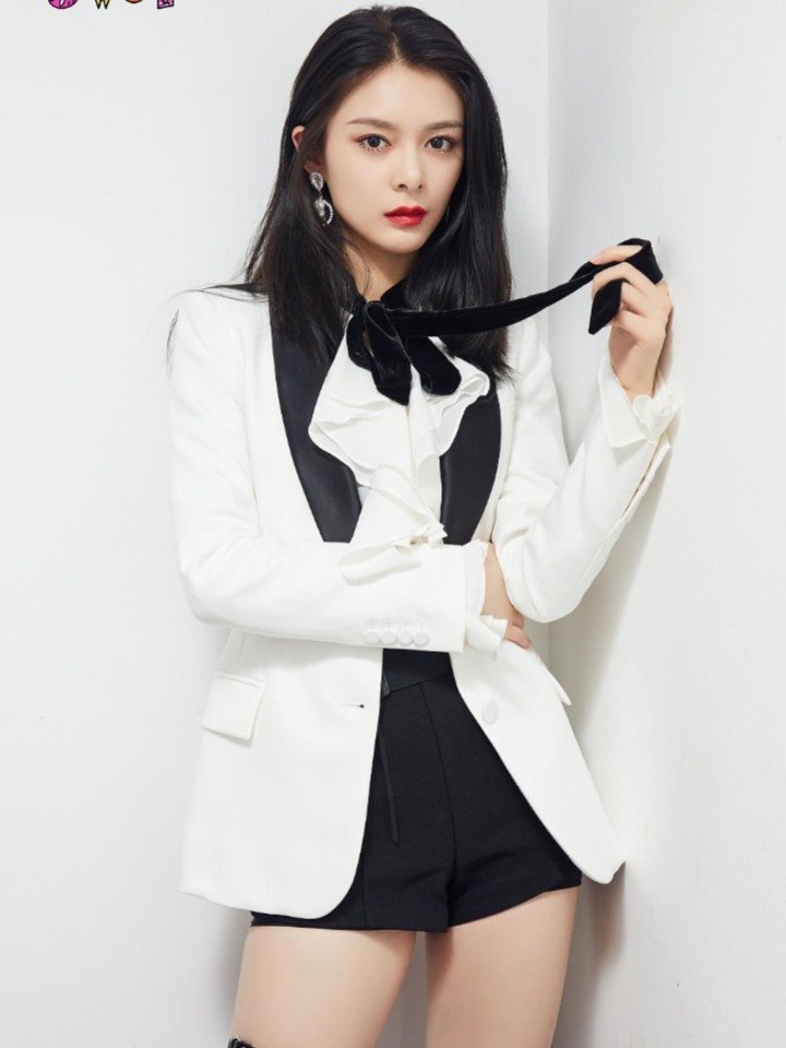 傅菁的脸是不可复制的男性英气范