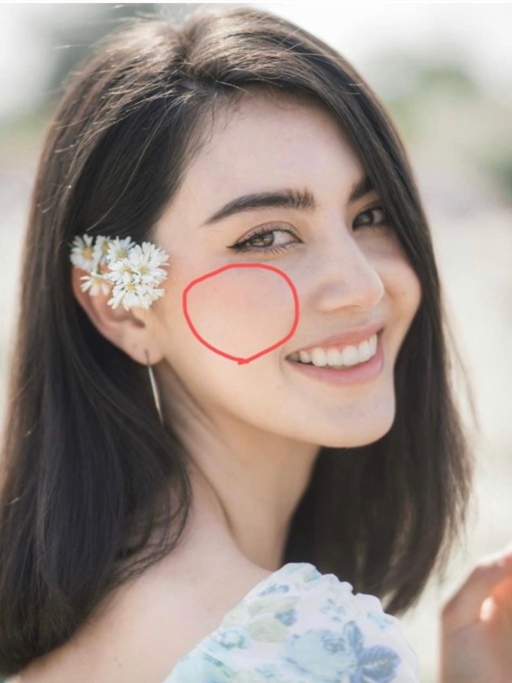 撞脸张柏芝和昆凌的泰国女星mai?