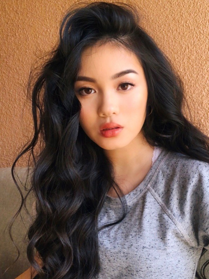 今天想安利一位我超爱的越南美妆博主jessica vu ,大家康康她的绝美