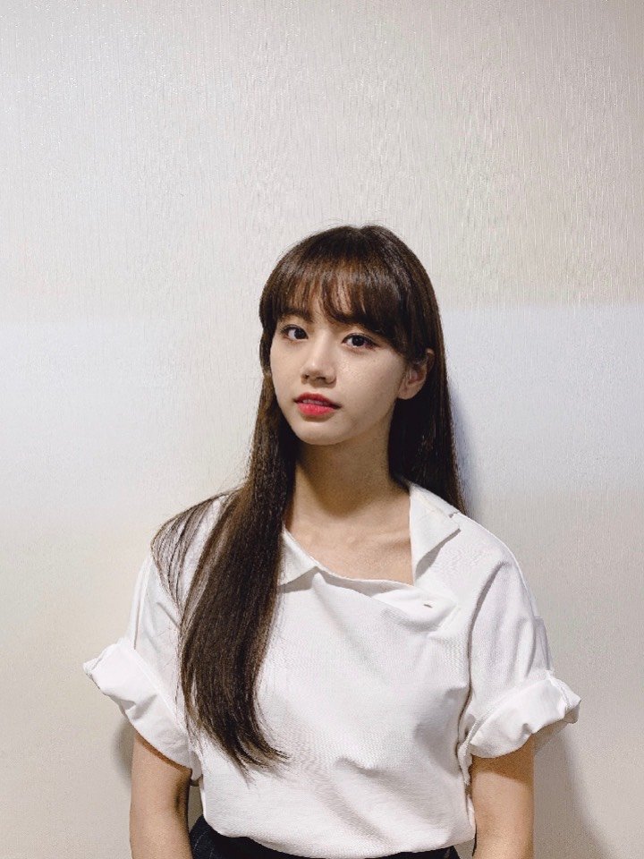 里表示喜欢听girl李惠利李惠利ins照片李惠利ins李惠利1998李惠利 齐