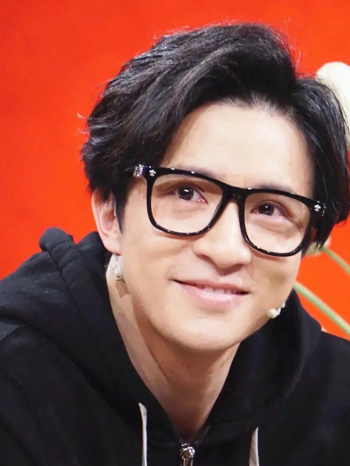 薛之谦的"换头术"