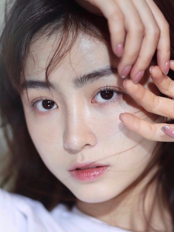 最近总是在朋友圈看到仙女们自拍美翻天