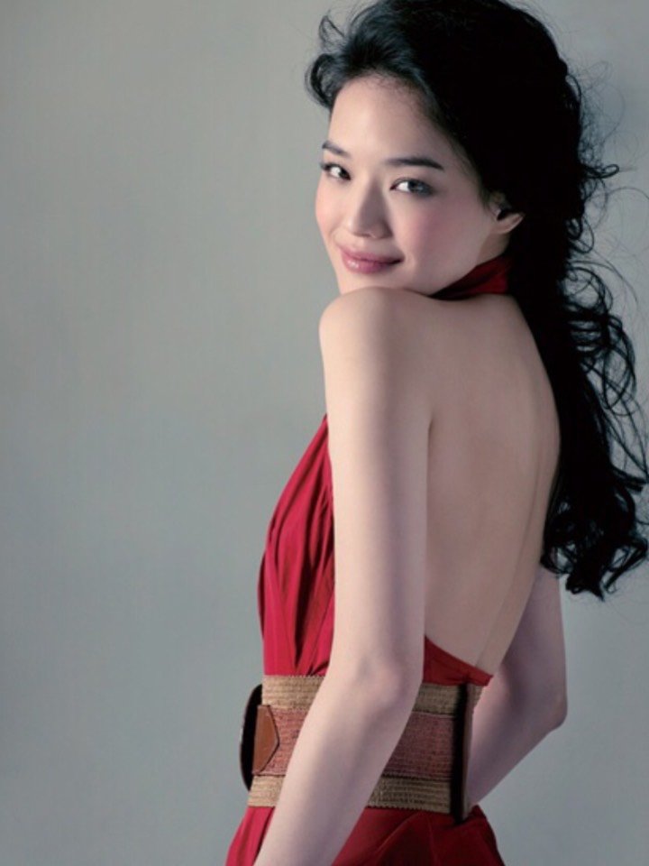 种的女明星舒淇胸舒淇气质曾是香港"限制级影片女王"的她美貌胜过舒淇