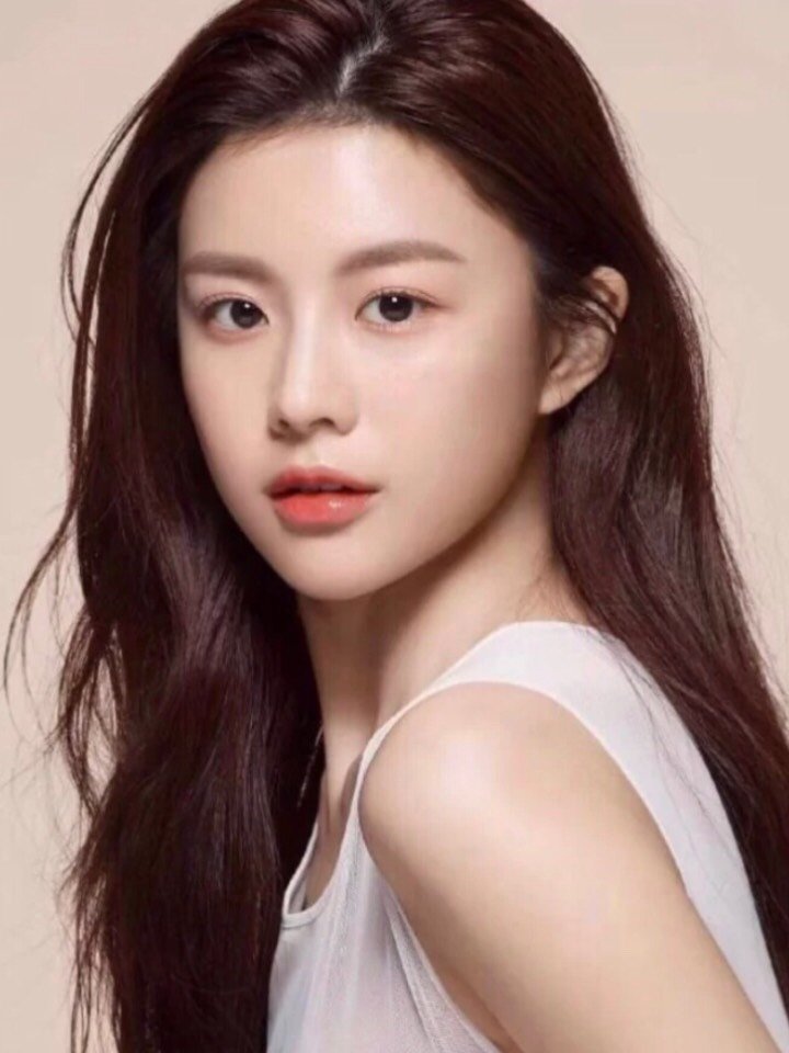 韩国惊现第一神颜,成为最新整容模板!