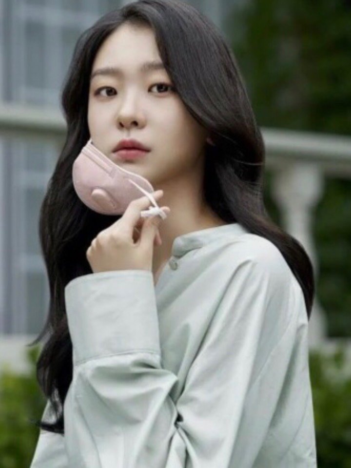 《梨泰院class》女主这种摆脱网红风的个性单眼皮_圈子-新氧美容整形