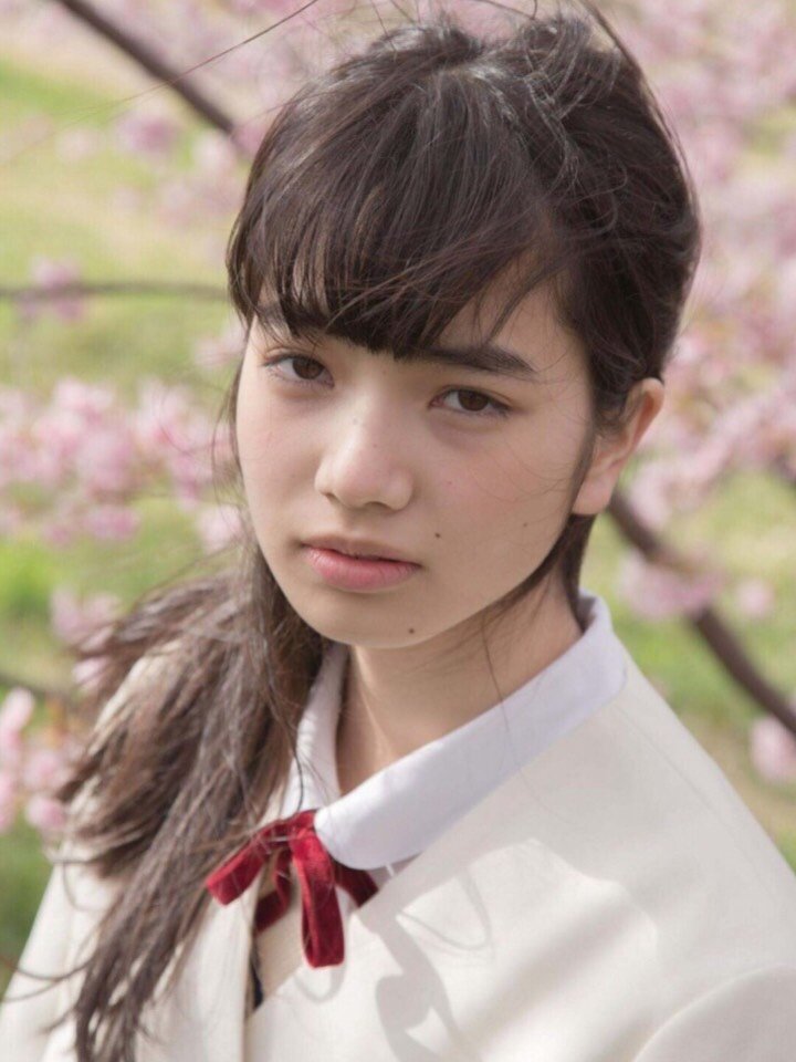 可甜可盐 所谓厌世感,重要的是眼睛,小松菜奈很多硬照表现的高级厌世