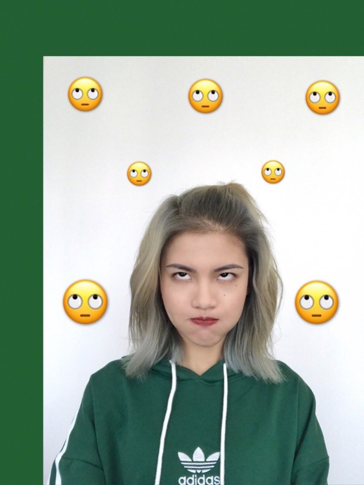 我其实蛮不会自拍的,不会找角度,不会摆表情 我只会被拍照,但是呢被