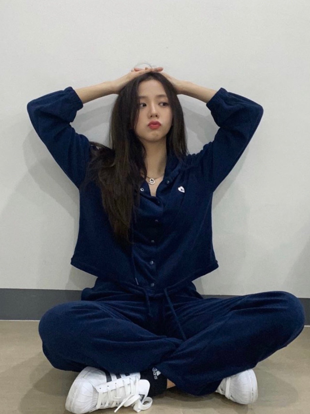 南韩门面当担之三庭五眼金智秀jisoo