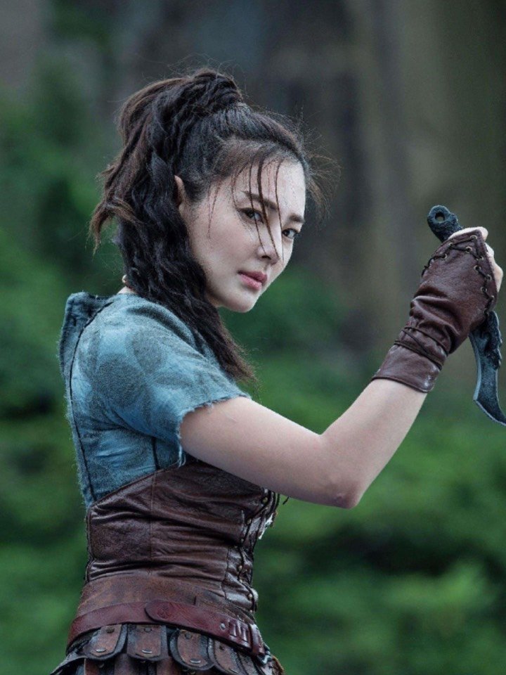 霸气一姐张雨绮,不仅性格霸气长相更是攻击性十足