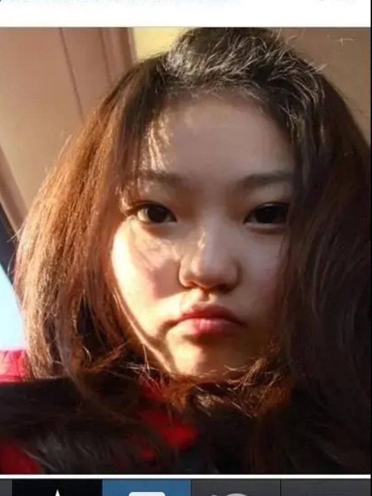 周扬青再次在微博回应关于自己整容的传闻,说现在变漂亮不就好了嘛