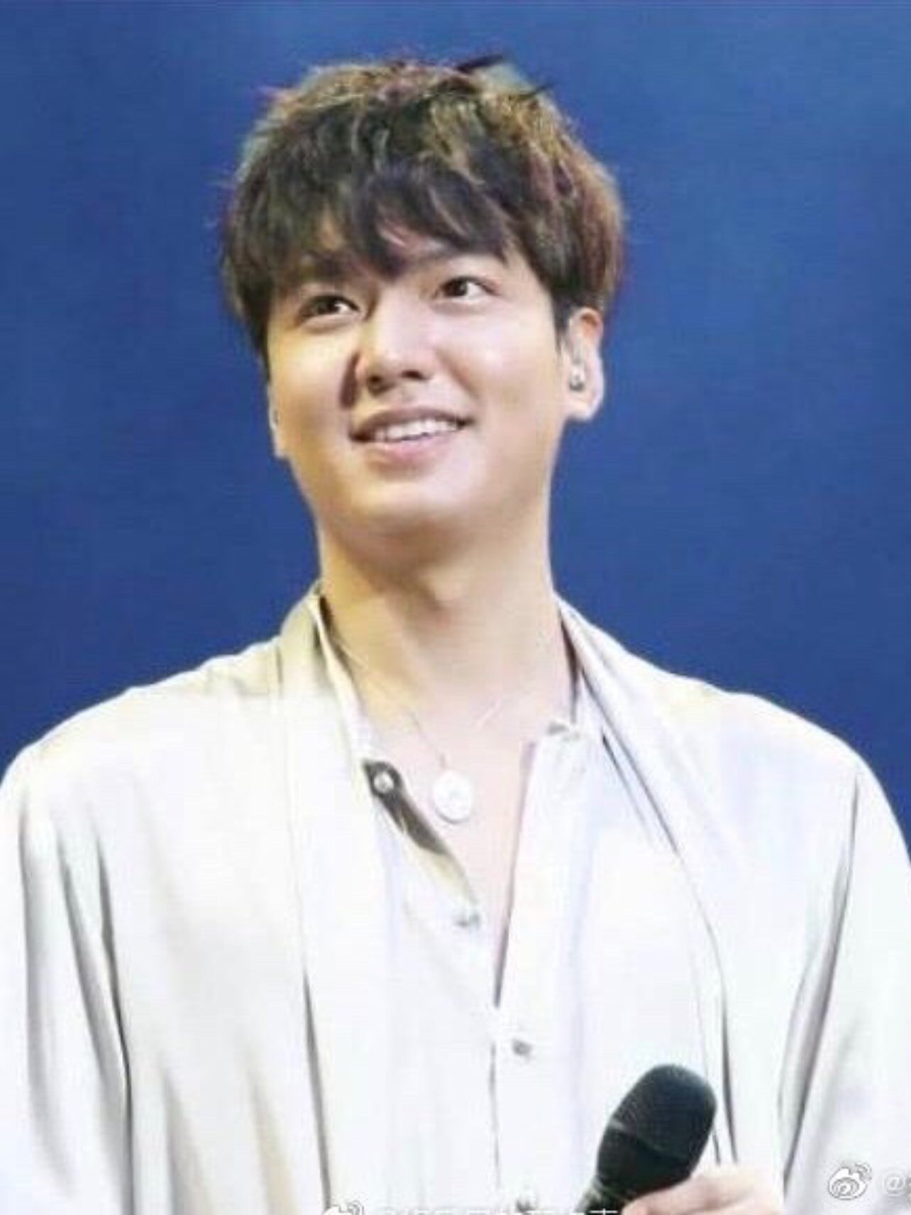 看到吴亦凡和李敏镐这种神级大帅哥长胖发福的照片