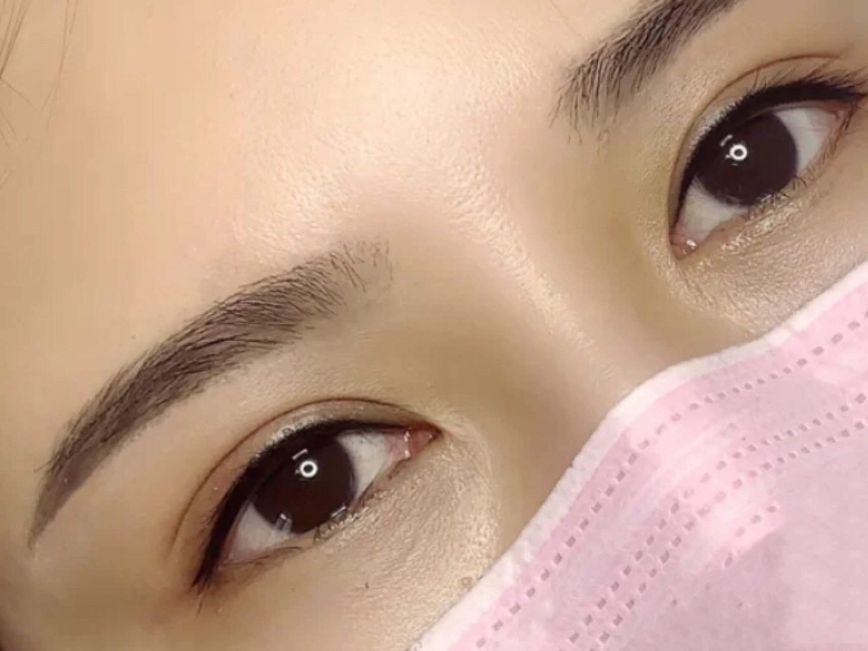 给手残党总结的做美瞳线的7大好处①增加眼部层次