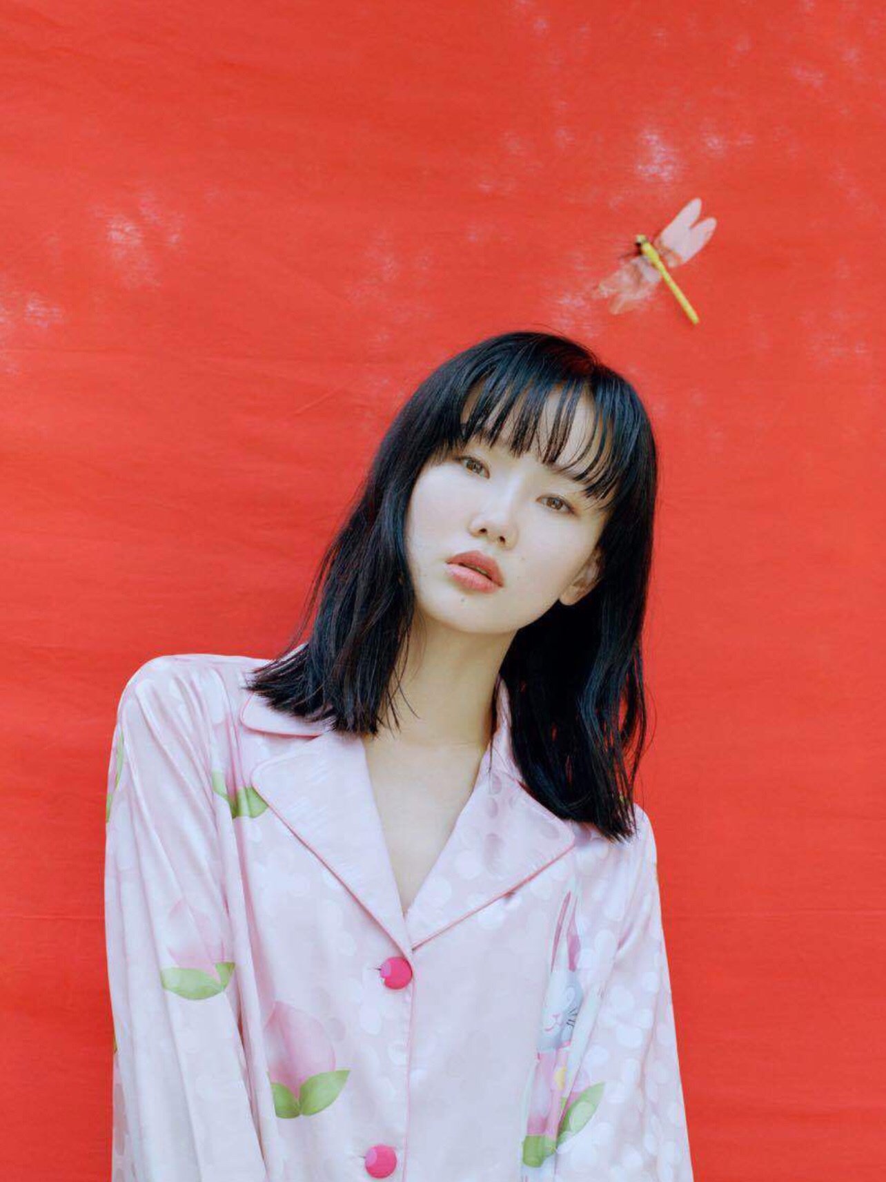 在所有姐姐里,黄龄的长相非常有独特性.